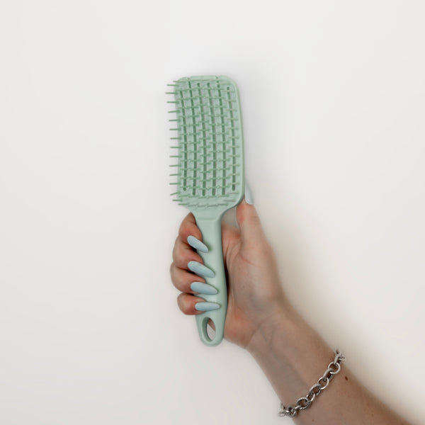 Hapi De-Knot Delight Detangler Smedium